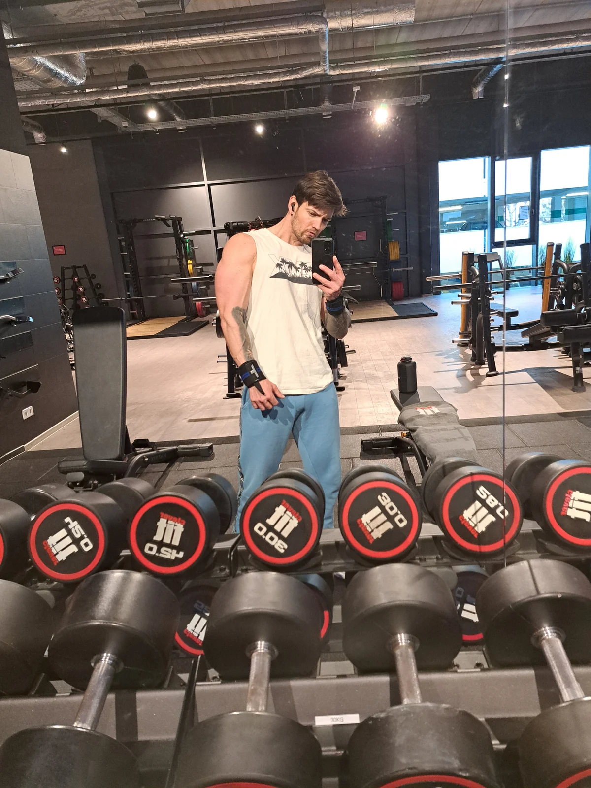 Mystery_Mark 님의 트렌드 중인 사진  5500개