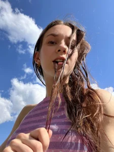 PetraHambelton Lavender sky ☁️ Pic 5