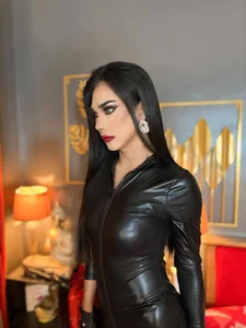 RondaCox Sexy Hot Pic