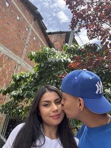 LuckyGuyyyy Public Bilde