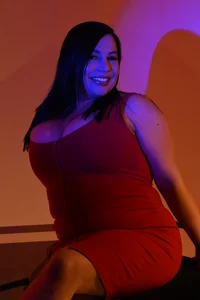 Nahomi_rosse Time taught me to provoke without saying a word.🔥 Billede 6