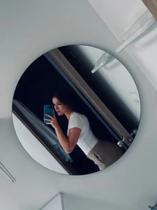 IsabellaDubois_のPublicの 2枚の写真