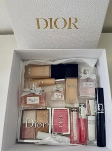 Woow my dream this year🥹 de CALL_me_goddess  2 Imagens