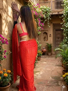 Public od CUTI-NAINA  2 snímek