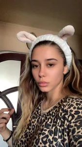 Sneak Peaks Snapchat de nyxcaramel  Imagens