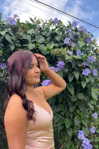 Sara_111 Public টি ছবি