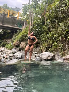 AnnaRosse1 Wet & Wild River Gambar 8