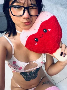 Ivi_Aiko I'm a little slut, come and play with me ❤️😭 Immagine  4