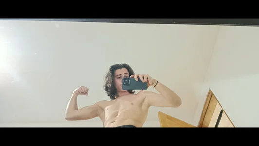 Happyf4c3 Public slika 2