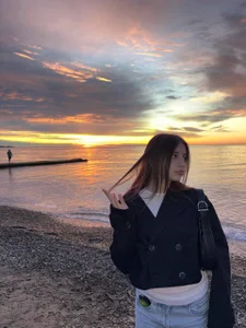 VenessaBatcheller Public รูป  4