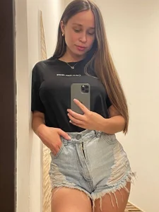 Miquela-Arg Public Poză