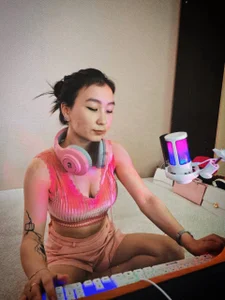 SaraXray im a gamer) Pic 3