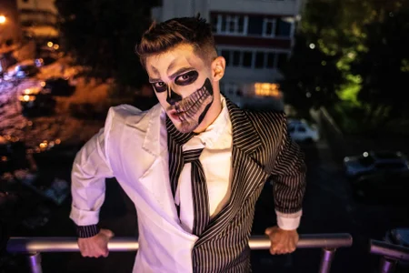 greekgod199 Halloween - {count, plural, one {תמונה אחת} two {שתי תמונות} many {# תמונות} other {# תמונות}}