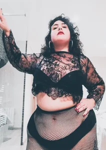 Public de Salomee_bbw  3 photos