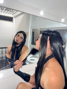 your girl od Dominique_Rae  4 snímek