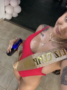 liahouses En traje de baño😈😏 Immagine 