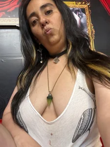 Zdjęcia Alucard_Hellsiing Pretty face, rockstar girl🤟:  4