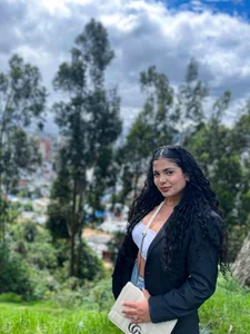 Yassy_vazquez: My hobbies🌬️ ( 4 фото)