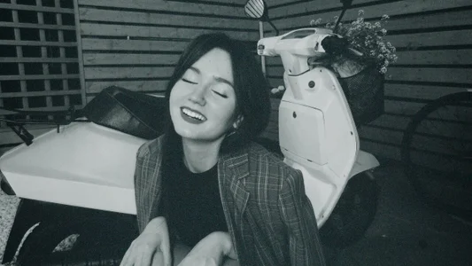 ameli_moon Will you ask me out on a date?😱 Pic 5