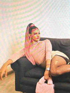 Tatihanaperez Public Billede 7