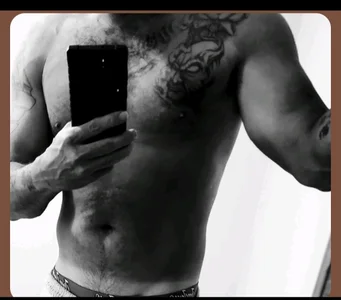 jaybean Public Pic