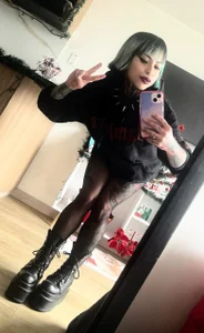 shes_creepy Public зображення 4