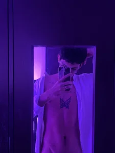 Alexx_tc 💜 Foto 3