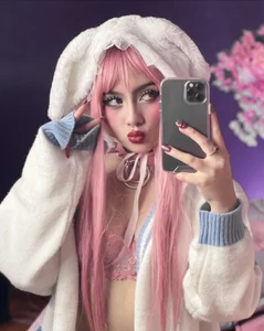 Shizuko_ Public Pic 3