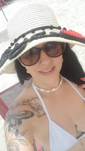 Nicollebr Love Beach 🏝️ Pic