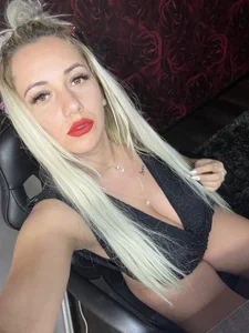 Public de IsabellaNoirr  2 Imagens