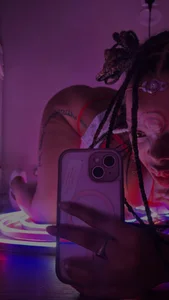 QuinnStarr PrettyGirl Pic 3