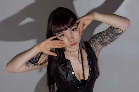 Lia_Sweett_ 🖤Some Darkness🖤 Pic 4