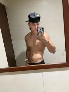 DilanMiller_ kullanıcısının Look At Me Twice 😉🤭 albümü -  4 fotoğraf