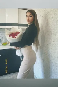 OdetteFay I want to touch you ^^ Pic 3