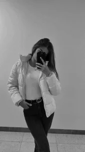 Ann_Wood Public slika 2