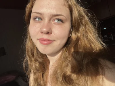 sunfL0VERs XXX-Nackfoto 4