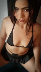 Natty_roberts_のSexy couch🍑の枚の写真