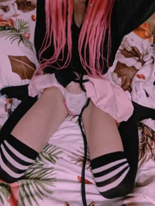 KittyBounty Public Foto 7