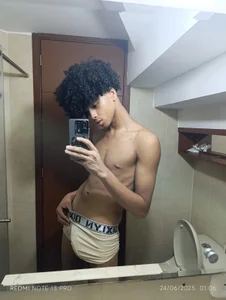 Violet_Dream2: jasper hot sexy boy😈❤️‍🔥mmmmmm ( 7 фото)