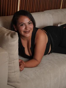 Scarlett_Bj: Public ( фото)