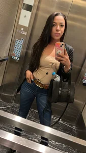 leelecarolinna Public Pic 4