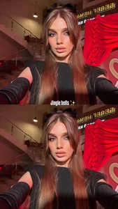 ArtieThoman meow  2টি ছবি