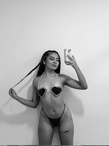 Nicollewest1 Public Pic