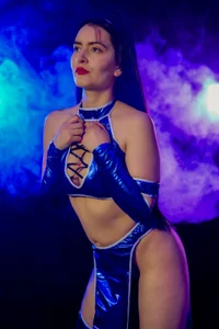 Aria_Bennett1 SEXY KITANA 💙🎃 Pic 2