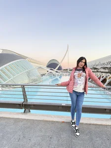 gianushi Gia en Europa Foto 3