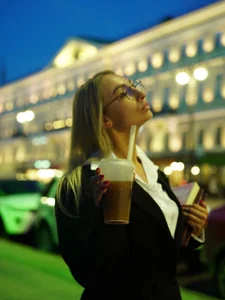 Bunny_Butt_ kullanıcısının The Busy Lady Photoshot albümü -  4 fotoğraf