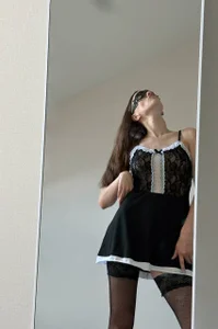 Nicea_Harrison Your sexy maid Poză 2