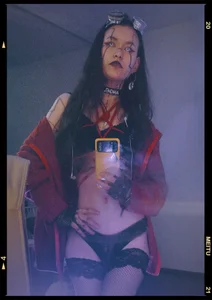 Emily_Strikeee cyberpunk Foto