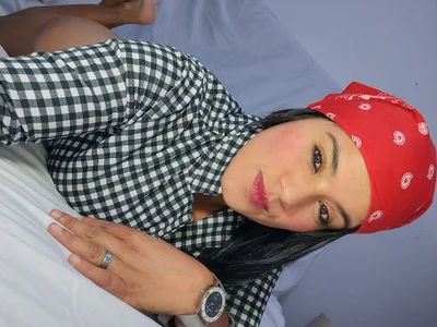 Zhayrarosee's photo