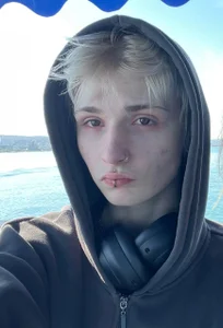 Your_avatar Public  2. fénykép